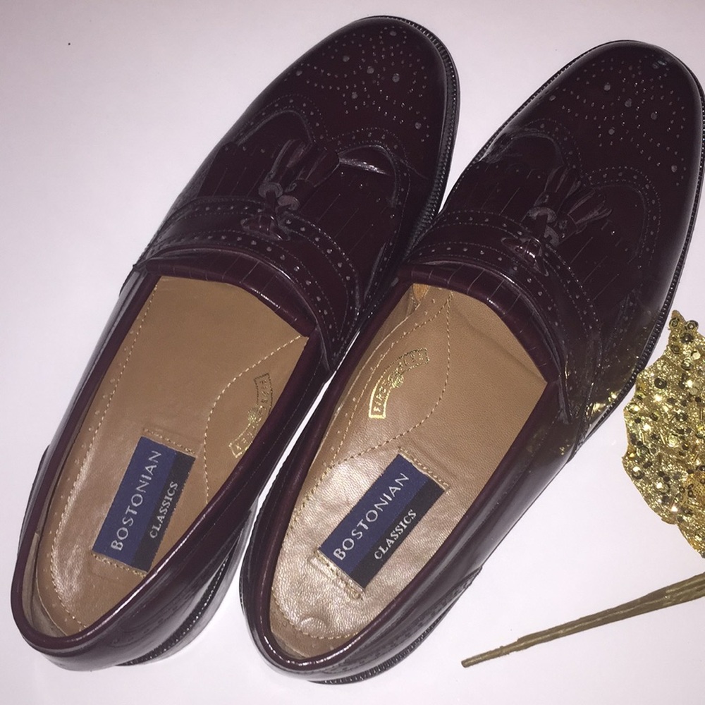 Bostonian-upscale,for distinguished gentlemen.